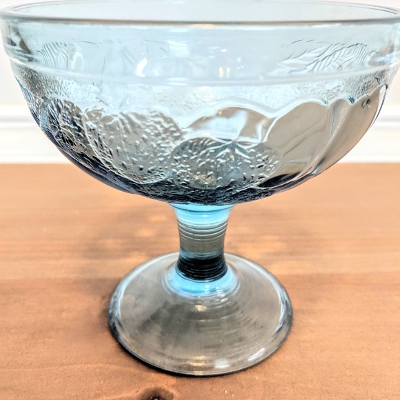 Aqua blue fruit embossed small pedestal bowl - Picture 6 of 8